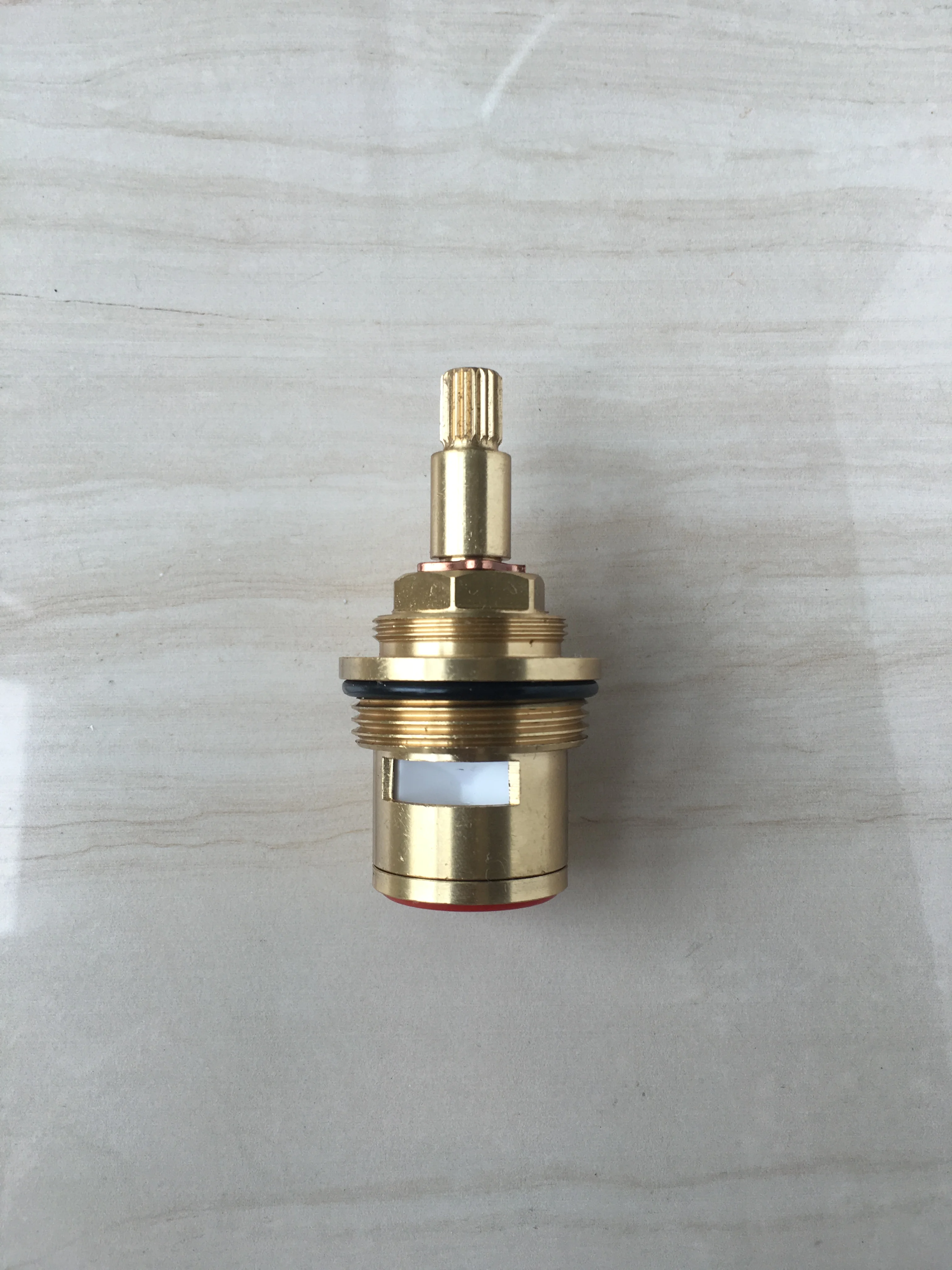 MTTUZK 701/703 PPR скрытый клапан быстрооткрывающийся сердечник клапана медный сердечник клапана PPR фитинги для водопроводных труб скрытая катушка
MTTUZK 701/703 PPR скрытый клапан быстрооткрывающийся сердечник клапана медный сердечник клапана PPR фитинги для водопроводных труб скрытая катушка