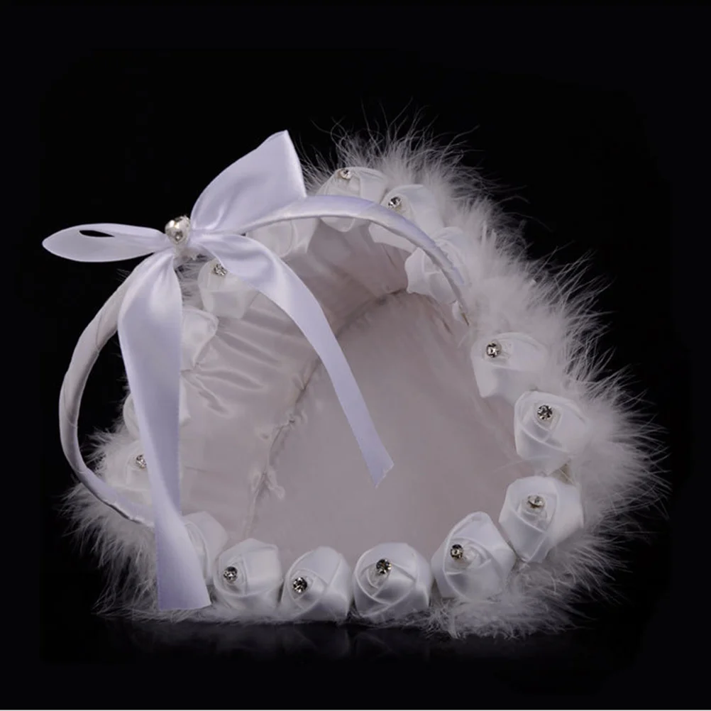 Heart Shaped Flower Basket Petal Flowers Wedding Empty Elegant Bridal Decoration Baskets White
Heart Shaped Flower Basket Petal Flowers Wedding Empty Elegant Bridal Decoration Baskets White