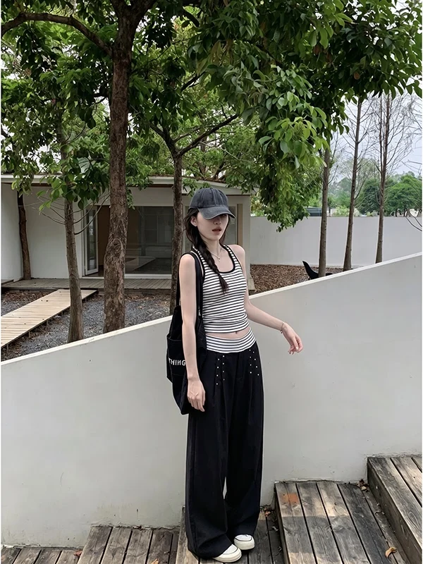 American Sweet And Spicy Neck Hanging Sleeveless Slim Fit Vest High Waist Wide Leg Pants Two Piece Set Women's Fashion Summer...
American Sweet And Spicy Neck Hanging Sleeveless Slim Fit Vest High Waist Wide Leg Pants Two Piece Set Women's Fashion Summer...