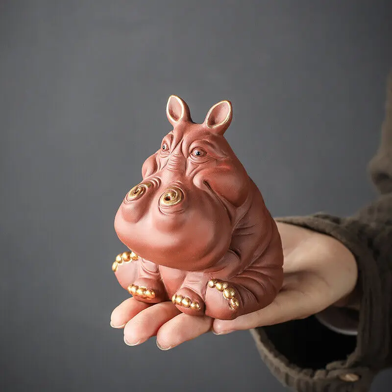Chinese Yixing Zisha Pottery Fengshui hippo Animal Wealth Lucky tea pet Statue
Chinese Yixing Zisha Pottery Fengshui hippo Animal Wealth Lucky tea pet Statue