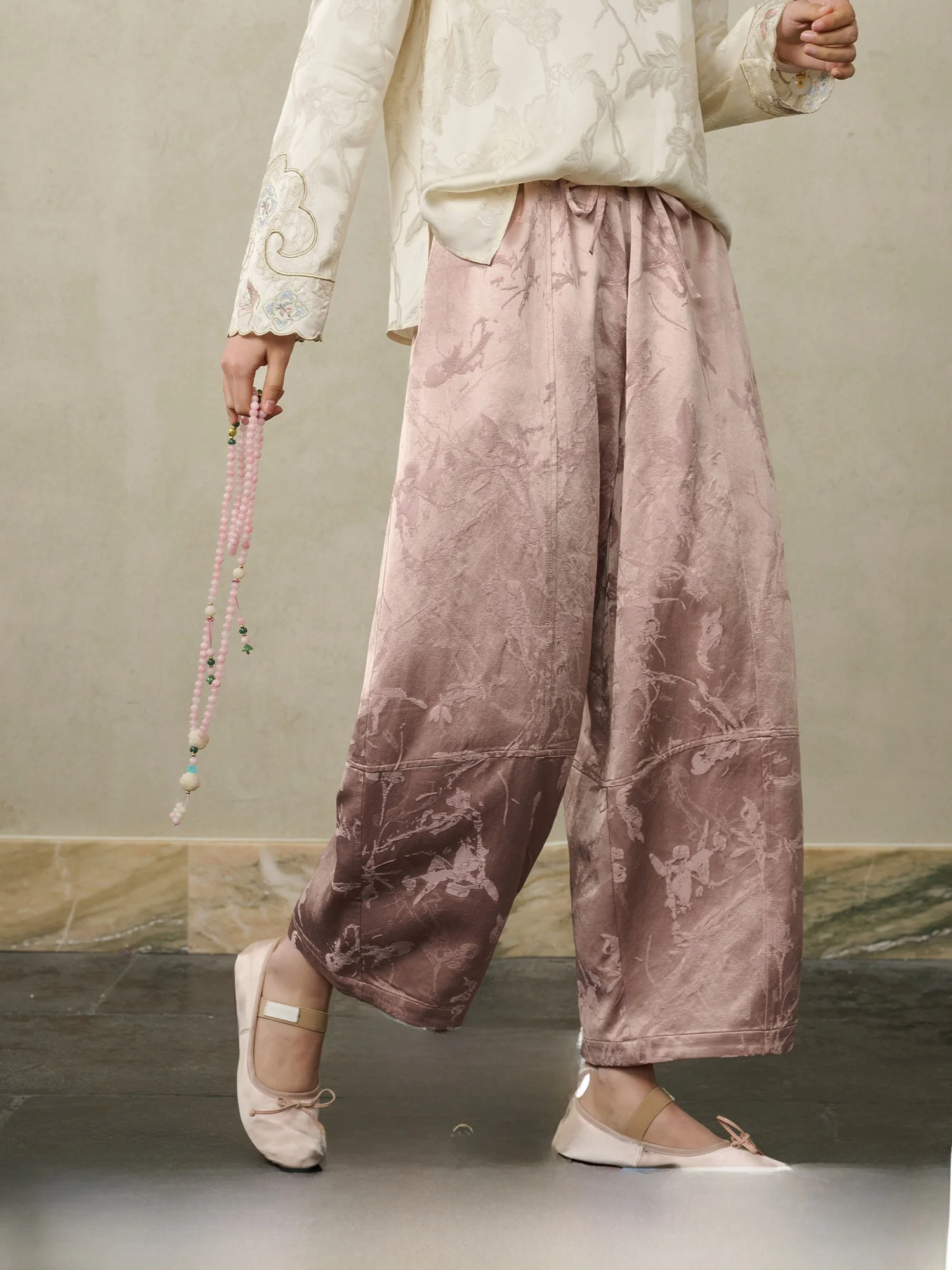 Loose Wide Leg Pants Women's Casual Silk Embroidery New Chinese Sle Long Trousers High Waist Elastic JiePeng JKJS
Loose Wide Leg Pants Women's Casual Silk Embroidery New Chinese Sle Long Trousers High Waist Elastic JiePeng JKJS