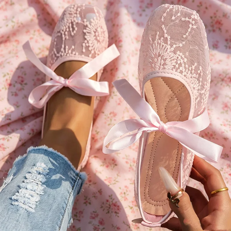 CLAREGQI Women Square Toe Embroidery Lace Mary Jane Flats, Satin Bow Breathable Mesh Ballet Shoes, Soft Non Slip Sole Daily Wa
CLAREGQI Women Square Toe Embroidery Lace Mary Jane Flats, Satin Bow Breathable Mesh Ballet Shoes, Soft Non Slip Sole Daily Wa
