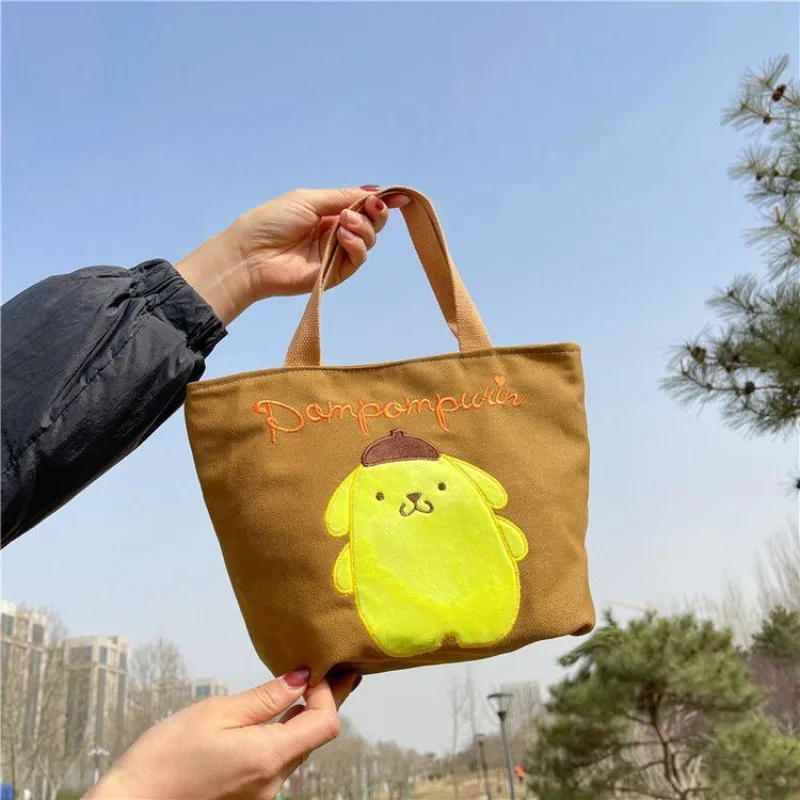 PomPomPurin Anime Kawaii Sanrio Ins Storage Bag Cute Cartoon Handbag Fashionable PomPomPurin Canvas Bag Gifts for Girls
PomPomPurin Anime Kawaii Sanrio Ins Storage Bag Cute Cartoon Handbag Fashionable PomPomPurin Canvas Bag Gifts for Girls