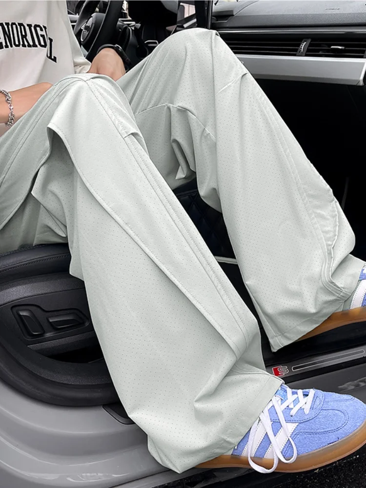 Мужские летние тонкие дышащие брюки из ледяного шелка в американском стиле, широкие, прямые, свободные, повседневные, длинные
Мужские летние тонкие дышащие брюки из ледяного шелка в американском стиле, широкие, прямые, свободные, повседневные, длинные