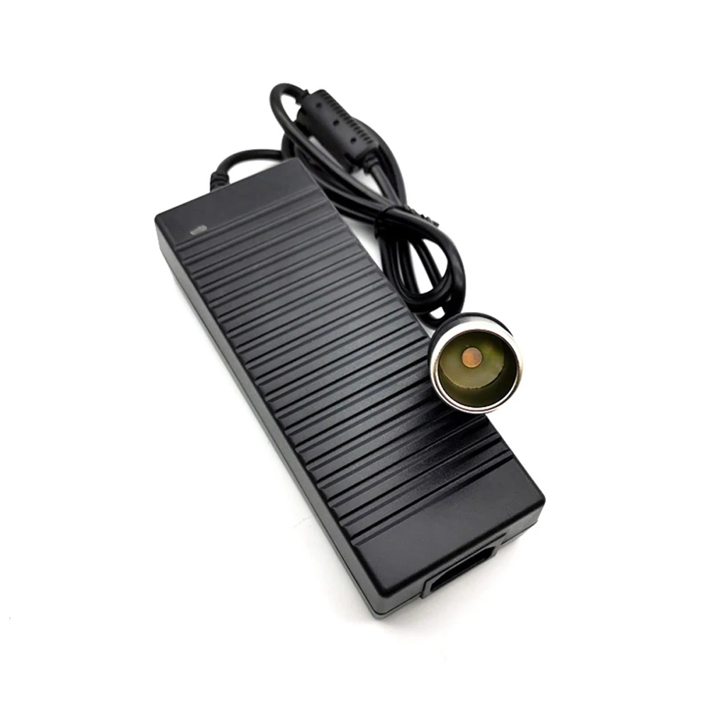 AC 110-220V to DC 12V 10A Power Supply Adapter 120W Cigarette Lighter Converter Inverter for Car Air Pump Recorder Power Supply
AC 110-220V to DC 12V 10A Power Supply Adapter 120W Cigarette Lighter Converter Inverter for Car Air Pump Recorder Power Supply
