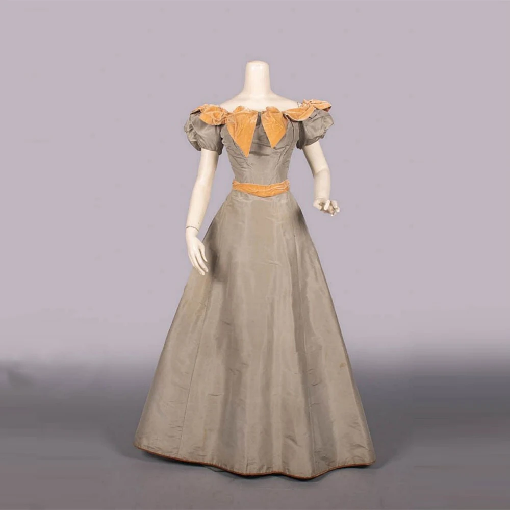 1890s Dinner Dress Medieval Regency Tea Party Costume Victorian Renaissance Civil War Southern Belle Ball Gown Walking Outfits
1890s Dinner Dress Medieval Regency Tea Party Costume Victorian Renaissance Civil War Southern Belle Ball Gown Walking Outfits