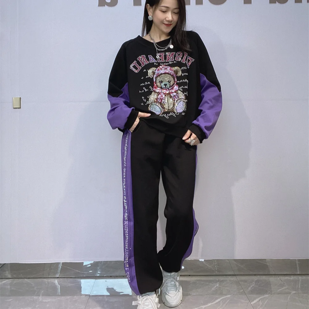 Большие комплекты из двух предметов, женские наряды с мультяшным медведем и бриллиантами, повседневные вязаные брючные костюмы с круглым вырезом в стиле пэчворк, женский спортивный костюм
Большие комплекты из двух предметов, женские наряды с мультяшным медведем и бриллиантами, повседневные вязаные брючные костюмы с круглым вырезом в стиле пэчворк, женский спортивный костюм
