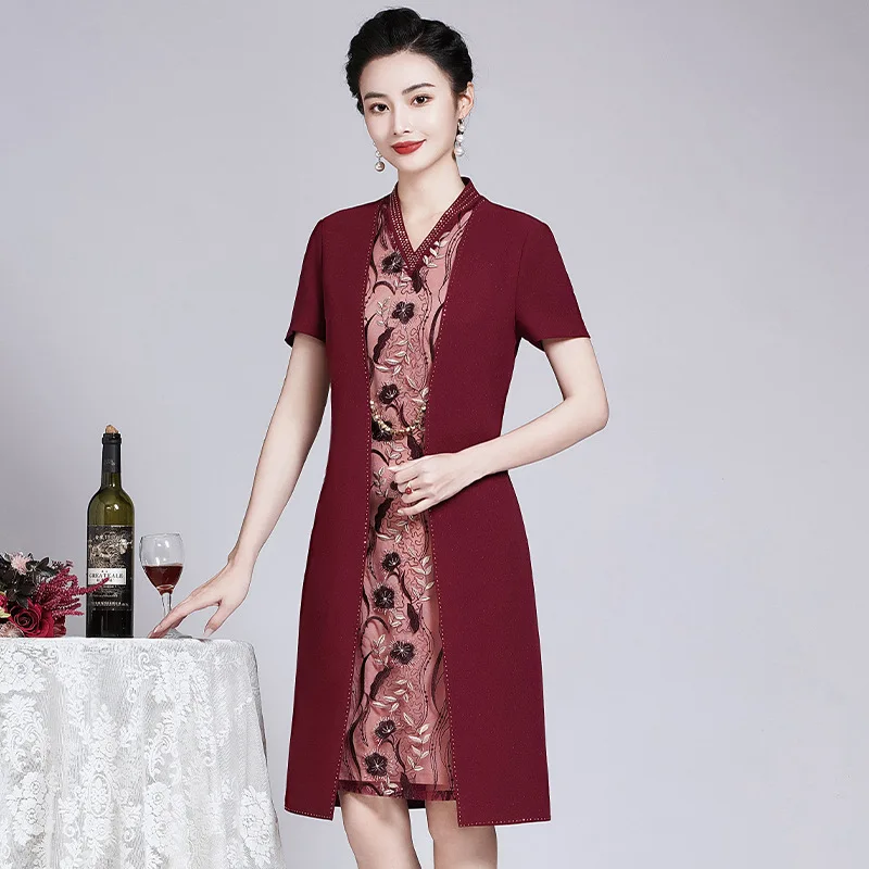 Yourqipao Summer New Fake Two-piece Dress Noble Retro Fashion Middle-aged Chinese Style Evening Wedding Dress for Mother Women
Yourqipao Summer New Fake Two-piece Dress Noble Retro Fashion Middle-aged Chinese Style Evening Wedding Dress for Mother Women