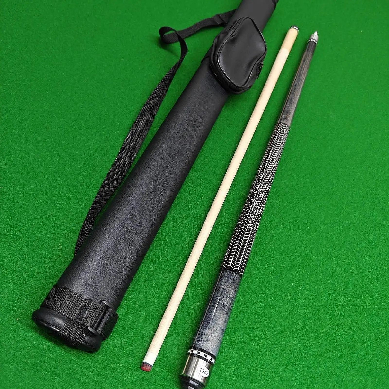 Pool Cue Stick 13mm Tip Snooker Cue Professional Fashion Pool Stick Billiard Cue Stick for Players Adults Office
Pool Cue Stick 13mm Tip Snooker Cue Professional Fashion Pool Stick Billiard Cue Stick for Players Adults Office