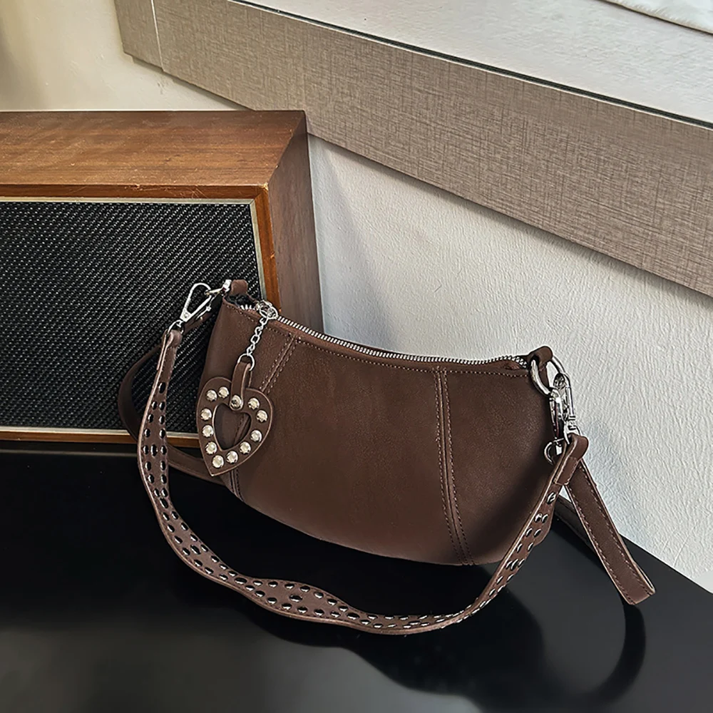 Autumn Winter Frosted Pu Rivet Crossbody Bag Women's Korean Fashion Solid Color Zipper One Shoulder Bags Commute Underarm Packs
Autumn Winter Frosted Pu Rivet Crossbody Bag Women's Korean Fashion Solid Color Zipper One Shoulder Bags Commute Underarm Packs