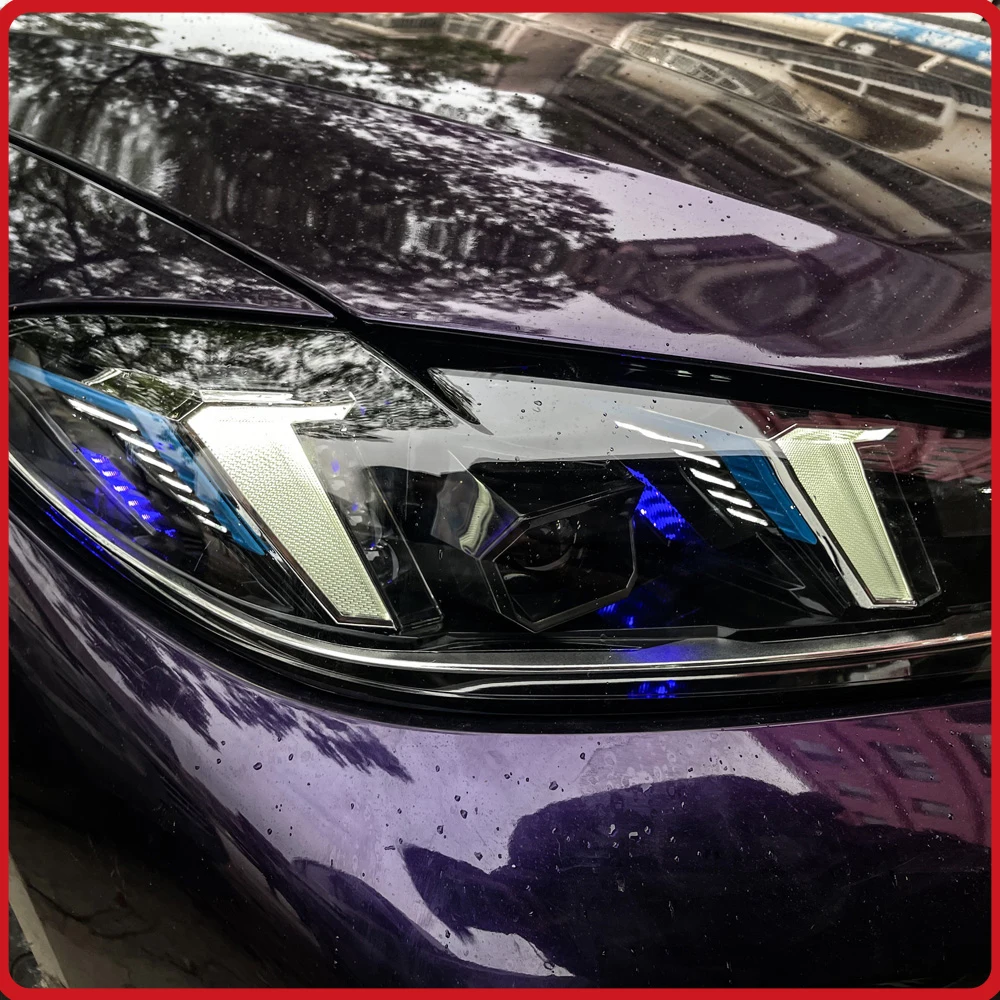 Для BMW 4 серии G22 2021-2024: Обновленные фары в сборе с LED-линзами, эффектом запуска, двухцветными ДХО и мигающими поворотниками
Для BMW 4 серии G22 2021-2024: Обновленные фары в сборе с LED-линзами, эффектом запуска, двухцветными ДХО и мигающими поворотниками