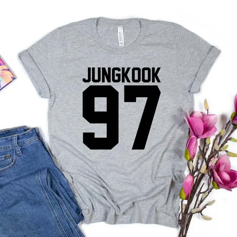 Футболка с принтом Jungkook Jungkook 97, футболка Grafische Kpop, хлопковая рубашка Jungkook Jimin Suga, рубашки с J-Hoop, футболка Leger Boter, фанаты
Футболка с принтом Jungkook Jungkook 97, футболка Grafische Kpop, хлопковая рубашка Jungkook Jimin Suga, рубашки с J-Hoop, футболка Leger Boter, фанаты
