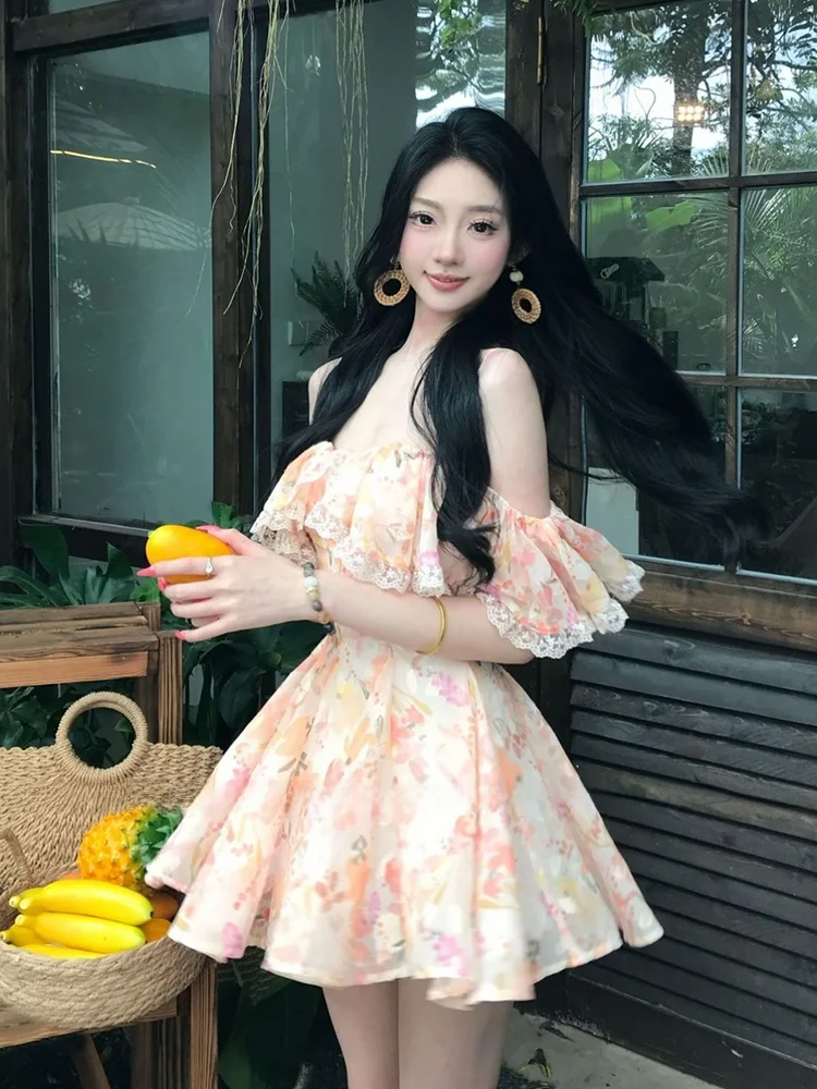 Uomosi STAZF7 Sweet Style Floral Print One Shoulder Lace Splicing Short Skirt Women's Summer Pure Desire Casual Dress
Uomosi STAZF7 Sweet Style Floral Print One Shoulder Lace Splicing Short Skirt Women's Summer Pure Desire Casual Dress