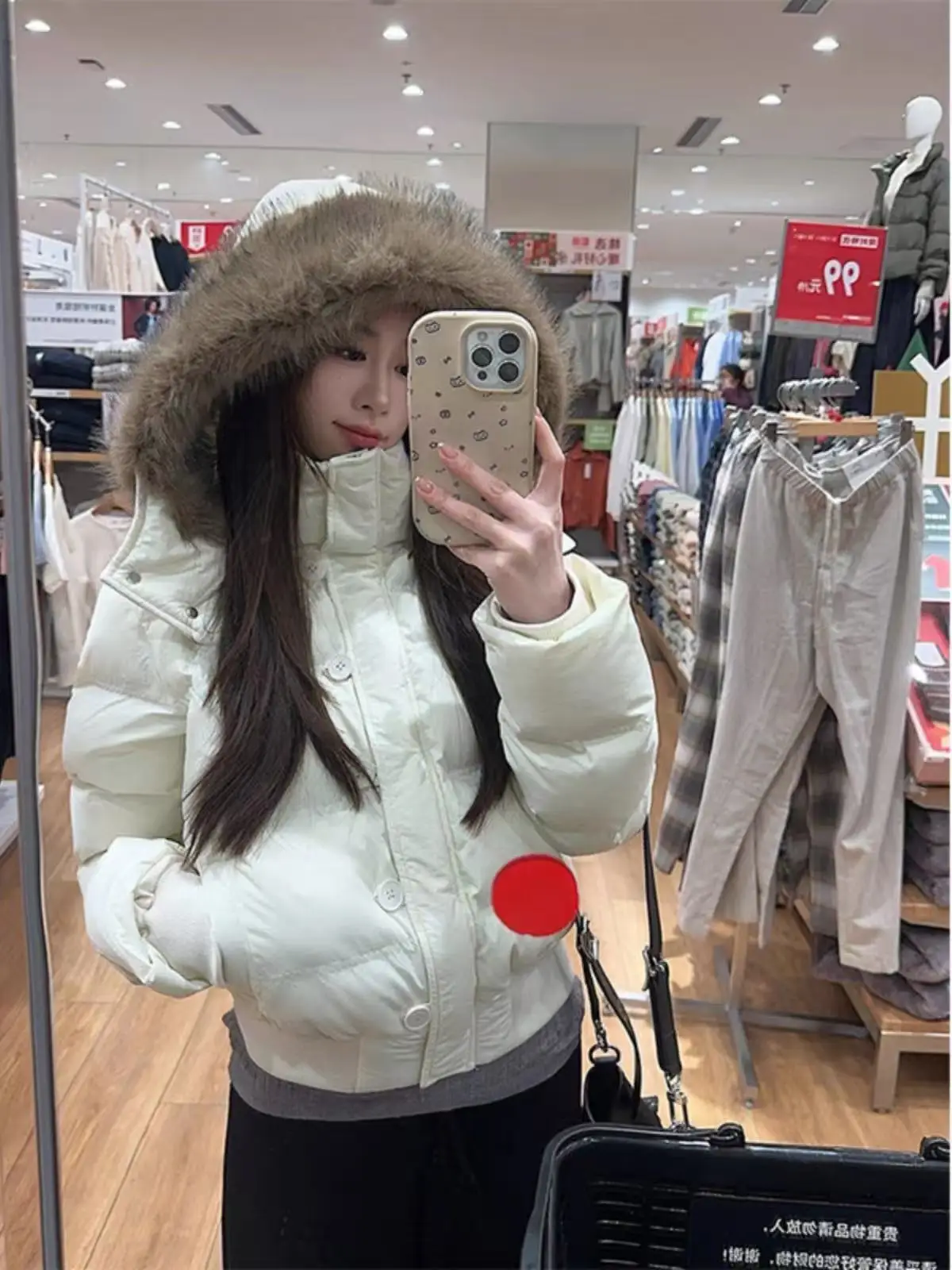 Autumn Winter Fur Hooded Jacket Women Outerwear Thick Dowon Cotton Padded Slim Short Parkas Female Cropped Puffer Bubble Coat 45 S99b40519f06c4c77b62045fd3fab95cez