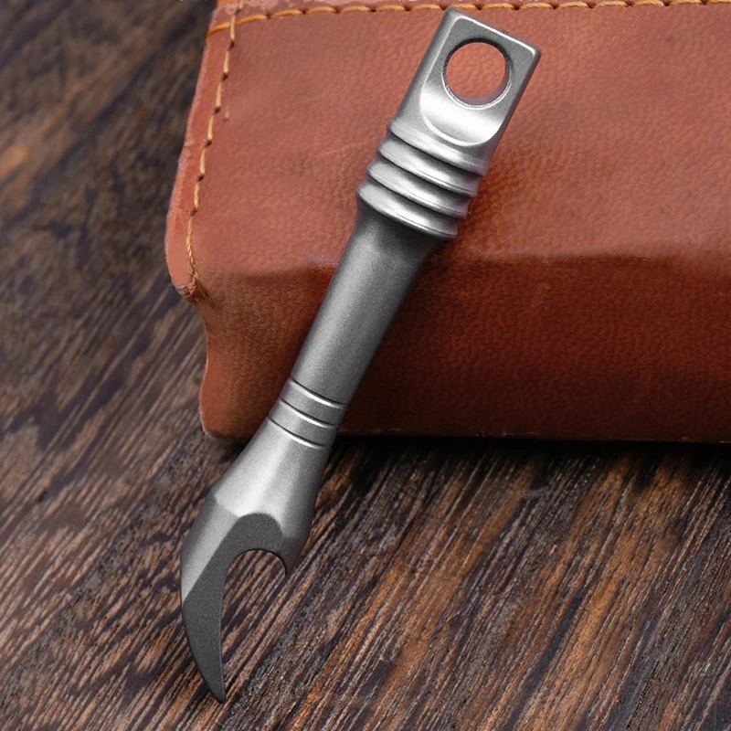 Мини-рычаг из титанового сплава, многофункциональный брелок-ключ, портативный EDC-гаджет, открывалка для бутылок, легкий карманный инструмент для экстренных случаев
Мини-рычаг из титанового сплава, многофункциональный брелок-ключ, портативный EDC-гаджет, открывалка для бутылок, легкий карманный инструмент для экстренных случаев