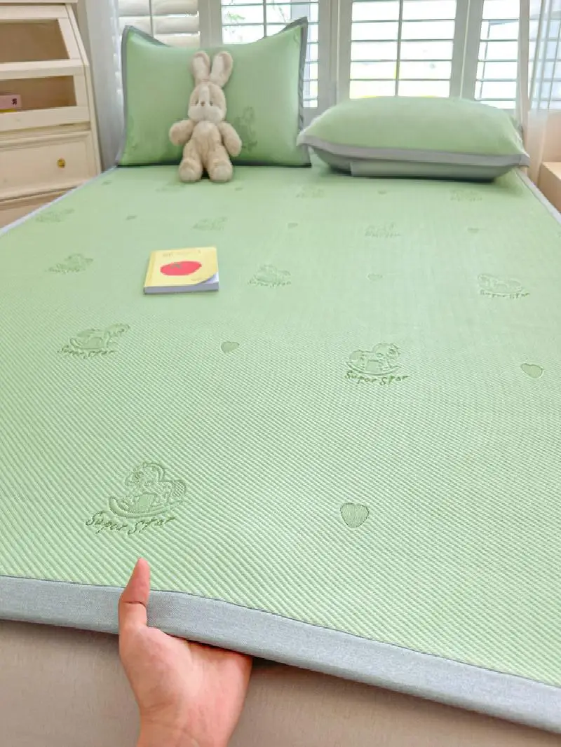 Thickened Ice Silk Cooling Mat Three-Piece Set Air Conditioned Soft Mat Kit Summer Cool Feeling Foldable Polyester Fiber Bedding
Thickened Ice Silk Cooling Mat Three-Piece Set Air Conditioned Soft Mat Kit Summer Cool Feeling Foldable Polyester Fiber Bedding