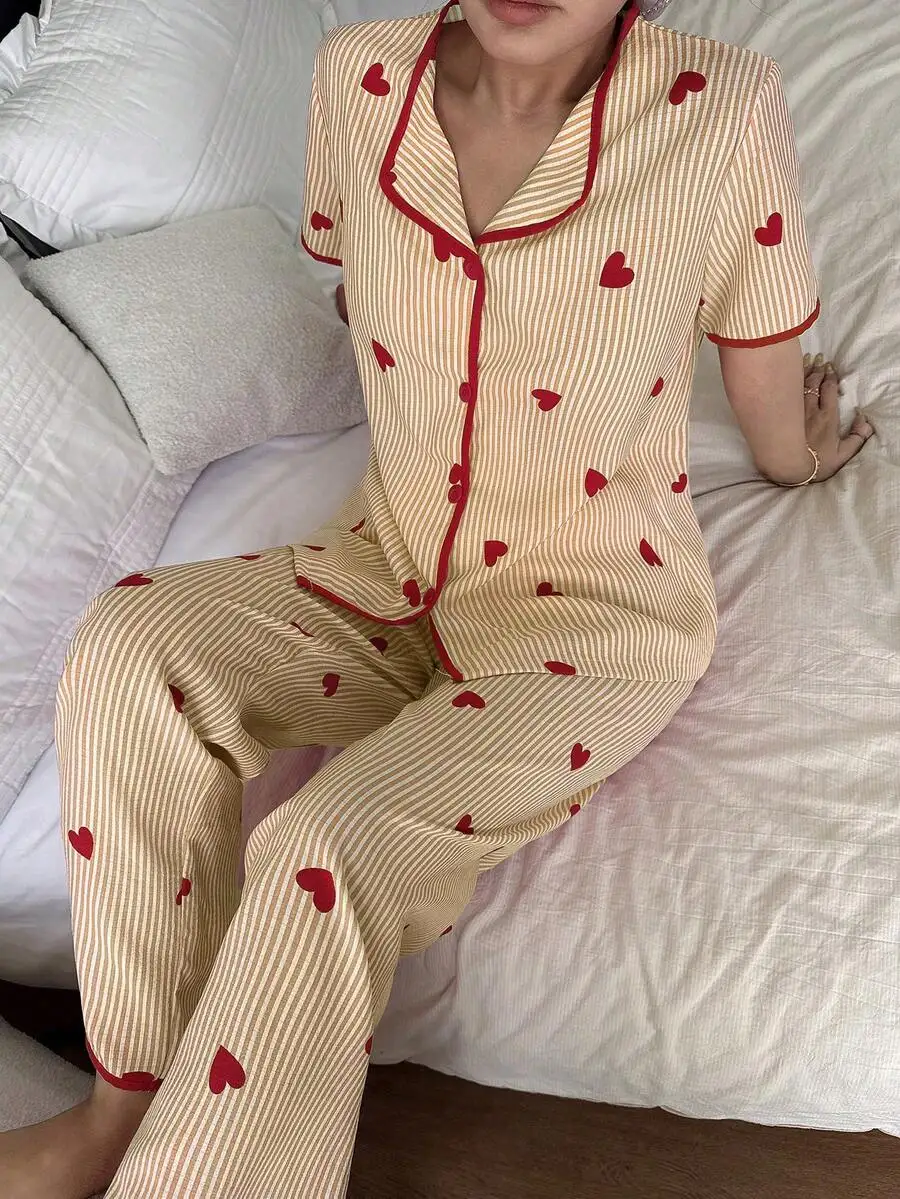Yellow Striped Heart Print Women Pajama Set Short Sleeve Lapel Neck Woven Fabric
Yellow Striped Heart Print Women Pajama Set Short Sleeve Lapel Neck Woven Fabric