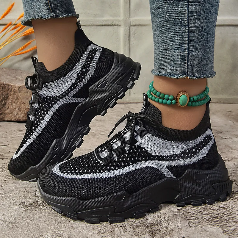 Summer Fashion New Cross-border Soft-soled, Lightweight Dad Shoes, Flying Woven Breathable Mesh Shoes
Summer Fashion New Cross-border Soft-soled, Lightweight Dad Shoes, Flying Woven Breathable Mesh Shoes