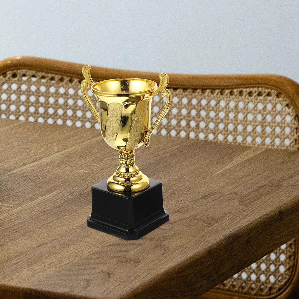 3pcs Award Decor Creative Shaped Party Competition Trophy Prop For Ceremony Celebration Student Gift Competition Trophy
3pcs Award Decor Creative Shaped Party Competition Trophy Prop For Ceremony Celebration Student Gift Competition Trophy