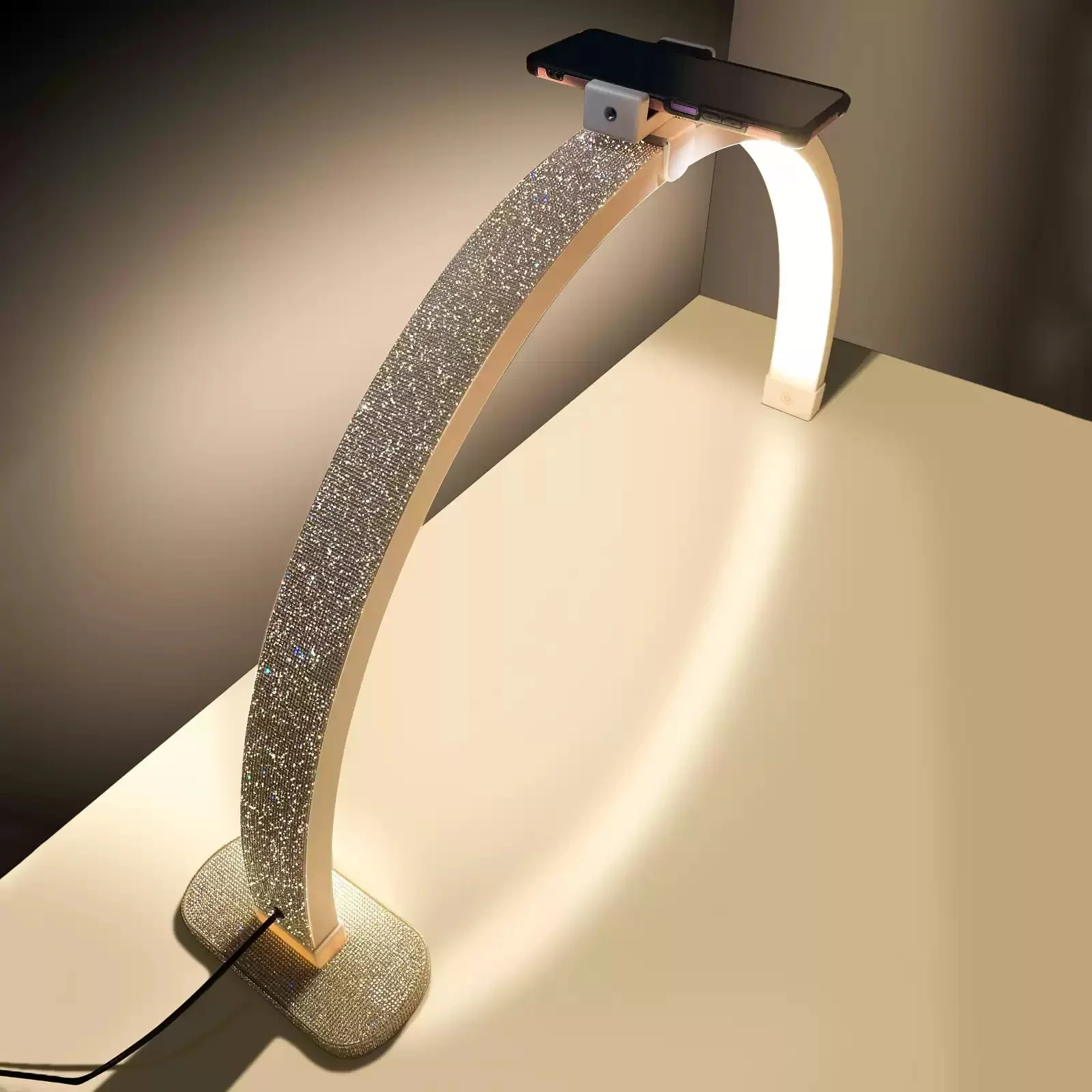 Beauty Wholesale Manicure Table Lamp Light Nail Desk Lamp for Tattoo Eyelash Extension Half-moon Nail Light for Sale
Beauty Wholesale Manicure Table Lamp Light Nail Desk Lamp for Tattoo Eyelash Extension Half-moon Nail Light for Sale
