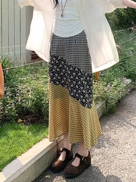 Floral Plaid Splicing Skirt Women's Summer New Temperament High Waist Long Skirt
Floral Plaid Splicing Skirt Women's Summer New Temperament High Waist Long Skirt