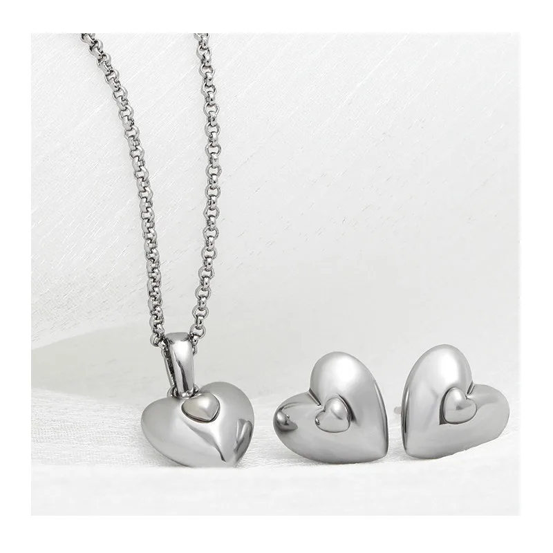 Necklace Korean Niche Design with The Same Love Necklace, Simple and Fashionable Korean Version Necklace Sweater Chain
Necklace Korean Niche Design with The Same Love Necklace, Simple and Fashionable Korean Version Necklace Sweater Chain