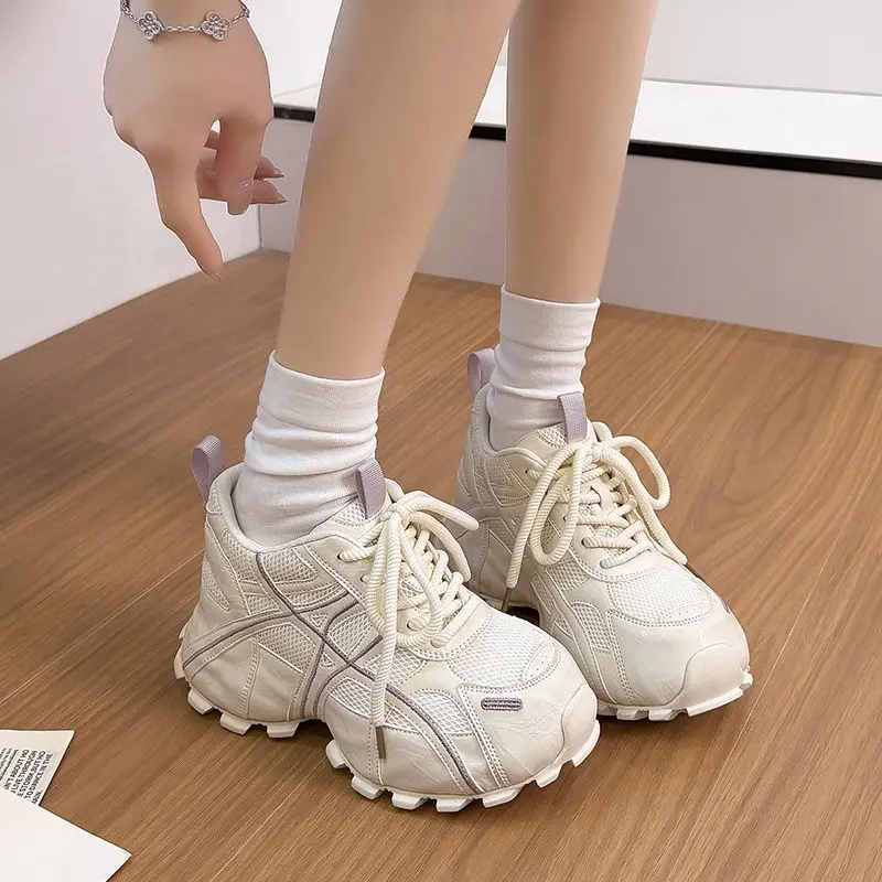 8CM Heels Women's Casual Sport Shoes Thick Bottom Heightening Dad Shoes New 2026 Summer Breathable Mesh Retro Chunky Sneakers
8CM Heels Women's Casual Sport Shoes Thick Bottom Heightening Dad Shoes New 2026 Summer Breathable Mesh Retro Chunky Sneakers