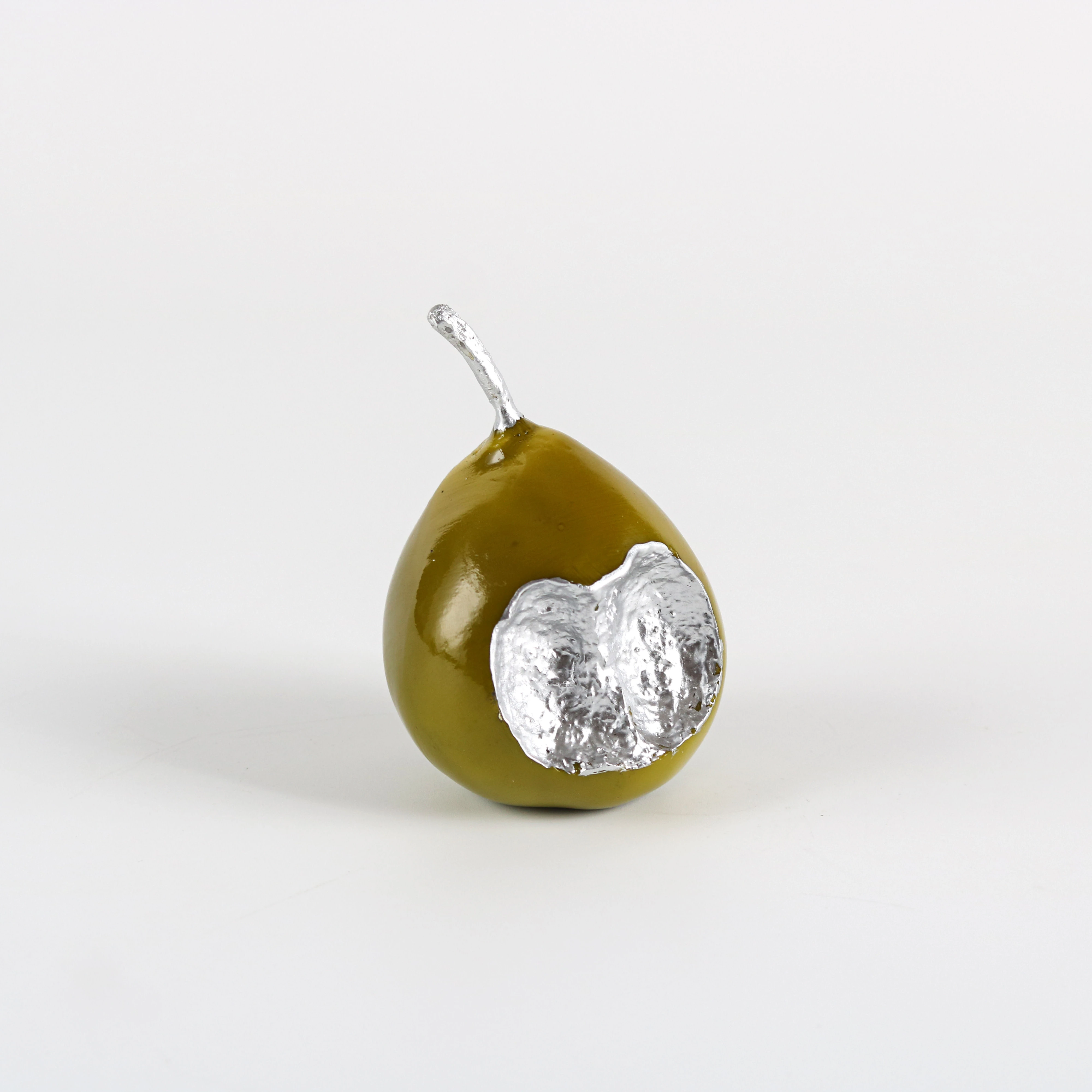 Creative Design Abstract Light Decor Bitten Pear Resin Ornament Living Home Decoration Room Hotel
Creative Design Abstract Light Decor Bitten Pear Resin Ornament Living Home Decoration Room Hotel