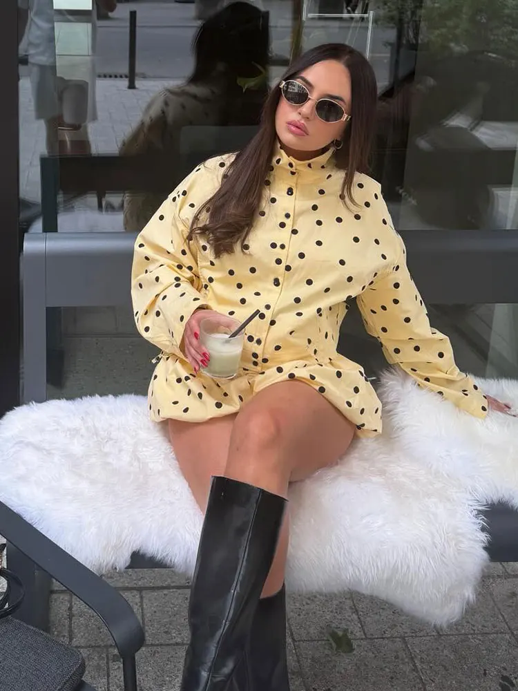 ZOCI Women Fashion Yellow Polka Dot Coat Single Breasted Long Sleeve Turtleneck Cropped Jacket With Drawstring Female Streetwear
ZOCI Women Fashion Yellow Polka Dot Coat Single Breasted Long Sleeve Turtleneck Cropped Jacket With Drawstring Female Streetwear