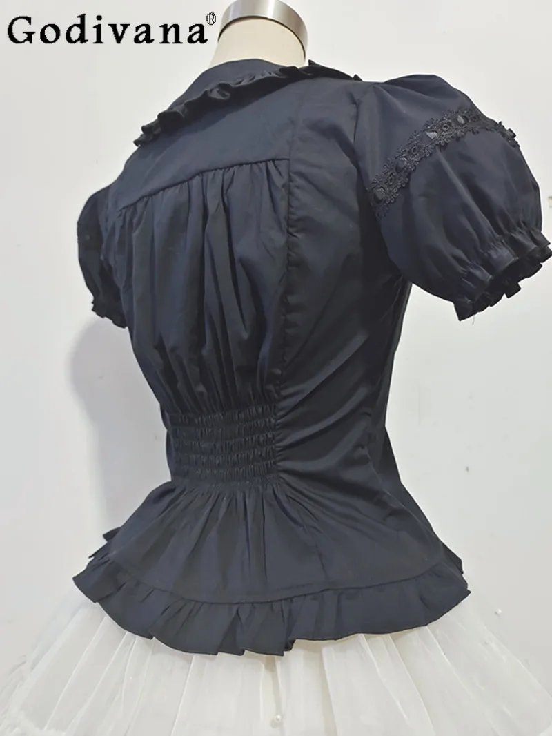 Japanese Original Lolita Sweet Girl Long-sleeved Shirt Doll Collar Dark Loli Horn Sleeve Versatile Lace Shirt
Japanese Original Lolita Sweet Girl Long-sleeved Shirt Doll Collar Dark Loli Horn Sleeve Versatile Lace Shirt