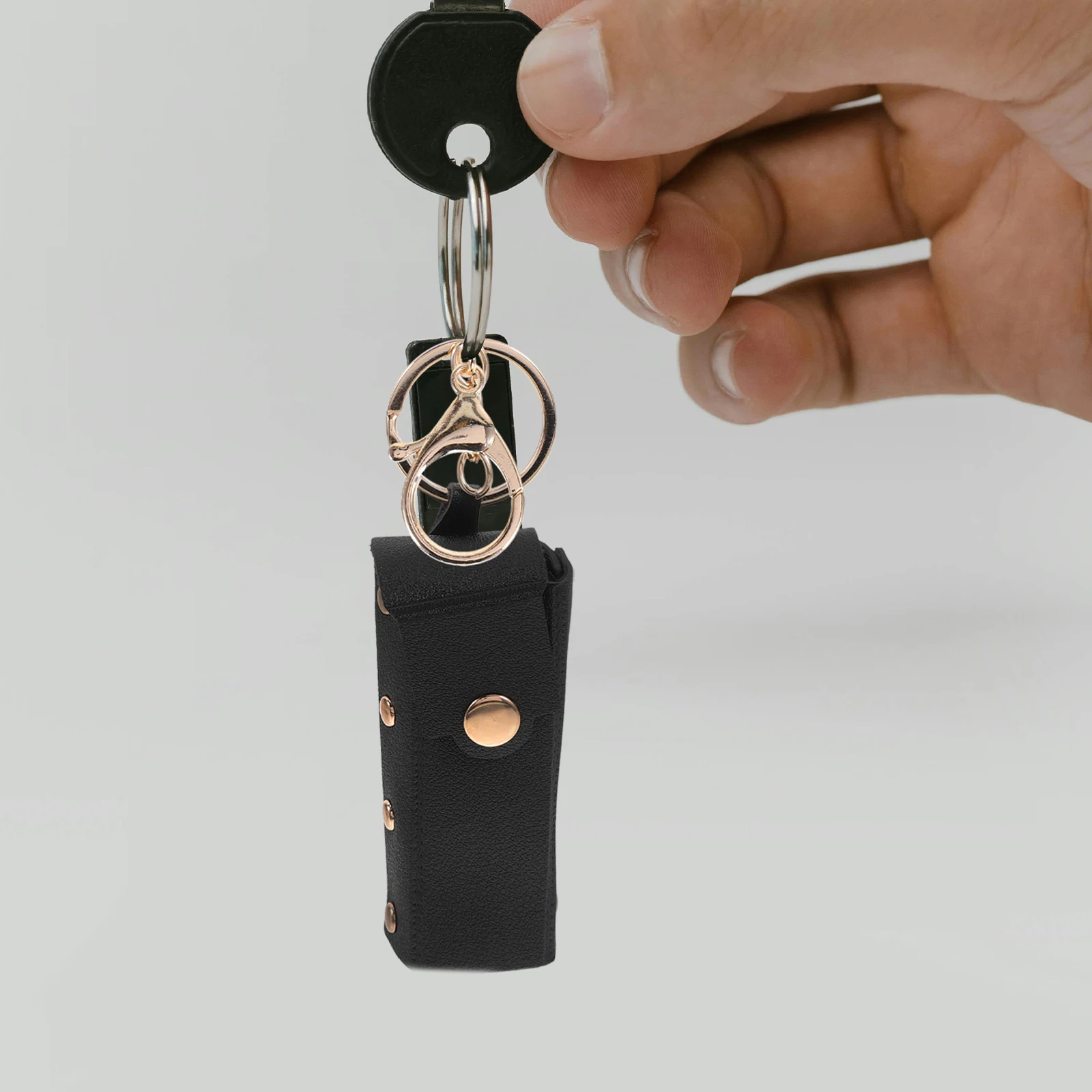 Keychain Lipstick Pouch Cover Case Lipsticks Sleeve Bag Holder Key-chain Pendant Decoration Lightweight Gloss
Keychain Lipstick Pouch Cover Case Lipsticks Sleeve Bag Holder Key-chain Pendant Decoration Lightweight Gloss