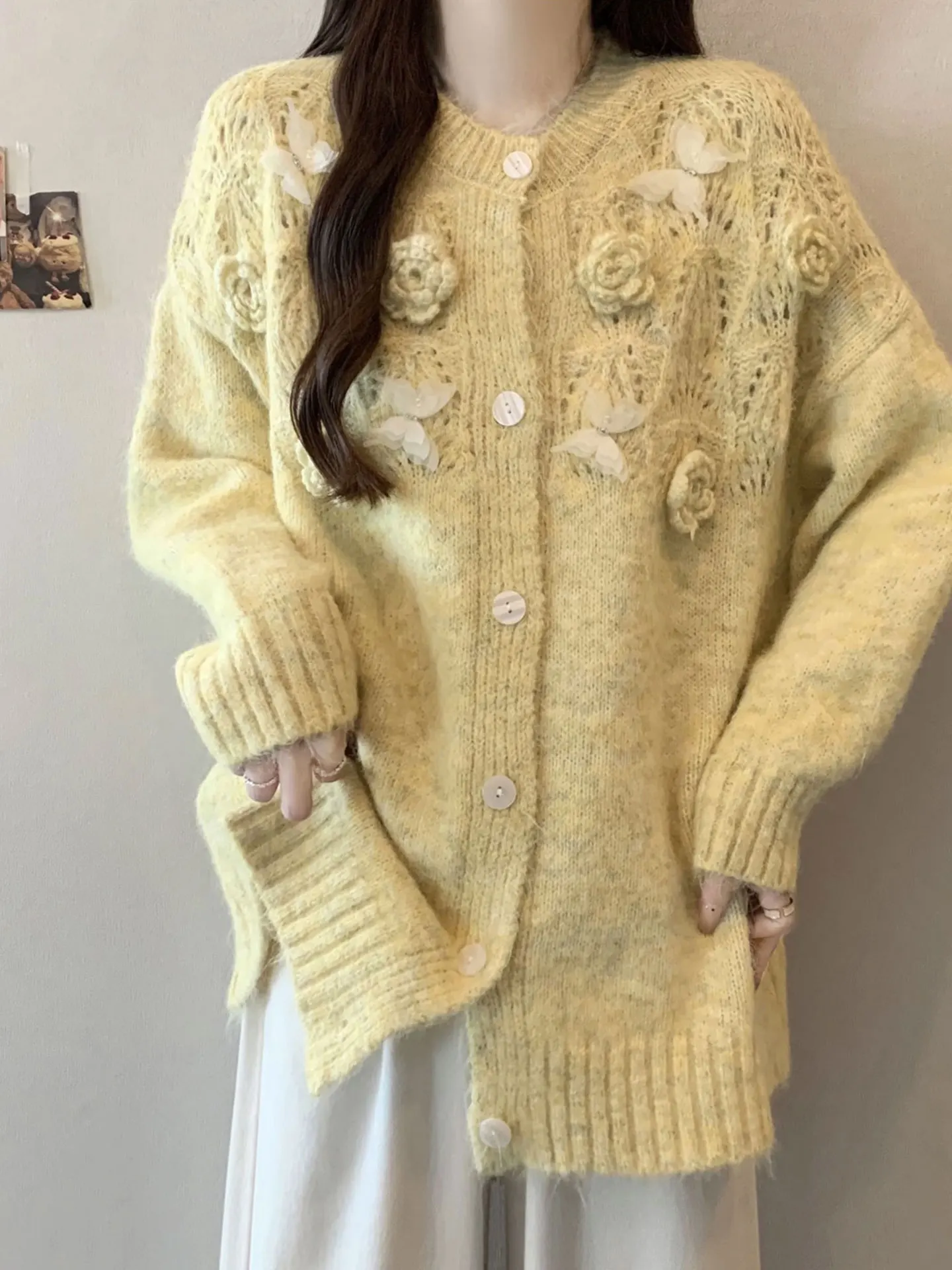 Yellow 3D Flower Long Sve Knitted Sweater Coat Women's Autumn Winter plus Size Medium Length Casual Sle Soft Cotton Card...
Yellow 3D Flower Long Sve Knitted Sweater Coat Women's Autumn Winter plus Size Medium Length Casual Sle Soft Cotton Card...