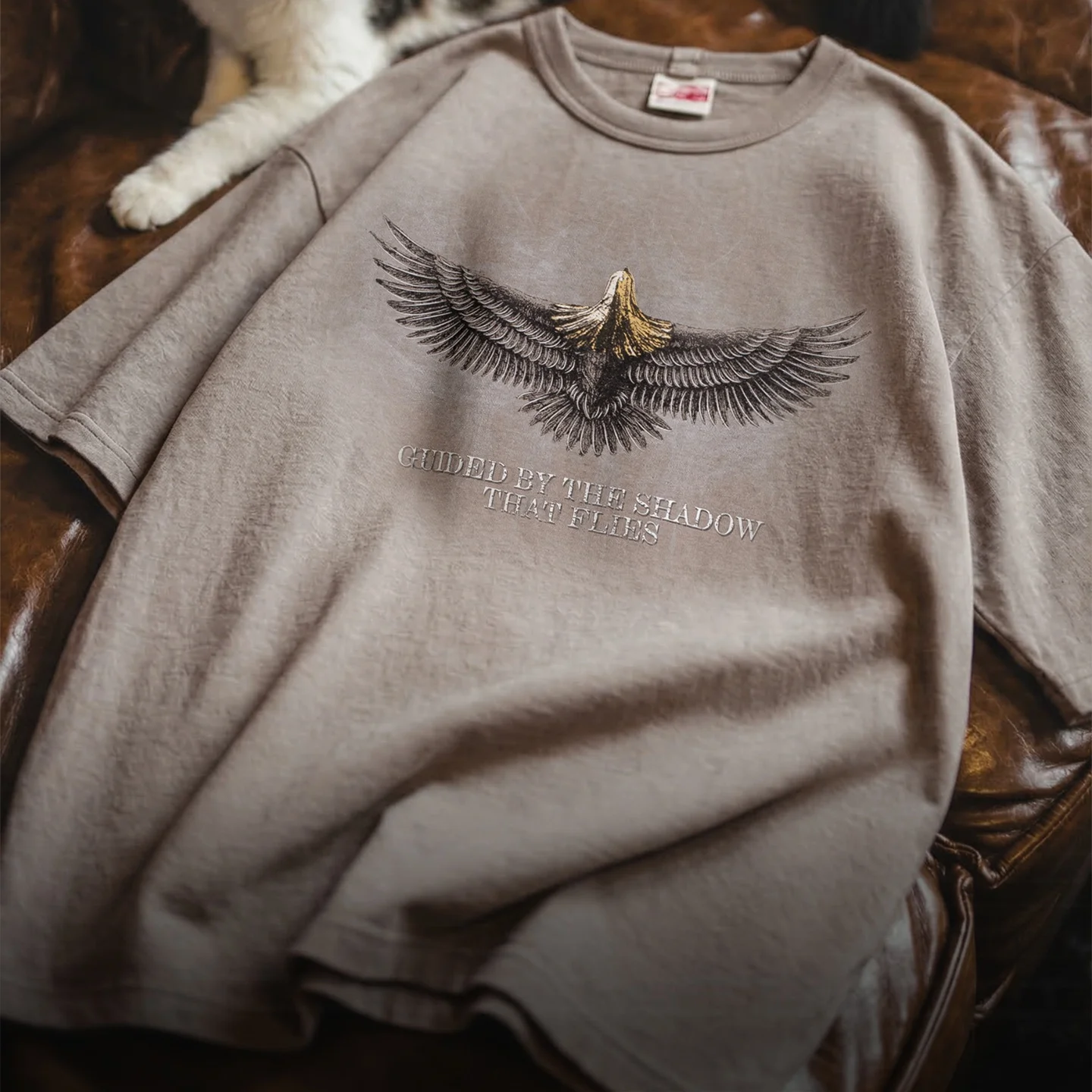 Maden Men's Vintage Eagle Graphic Printed T-Shirt Crew Neck Loose Casual Summer Stylish Young Fashion Daily Wear Amekaji Tops
Maden Men's Vintage Eagle Graphic Printed T-Shirt Crew Neck Loose Casual Summer Stylish Young Fashion Daily Wear Amekaji Tops