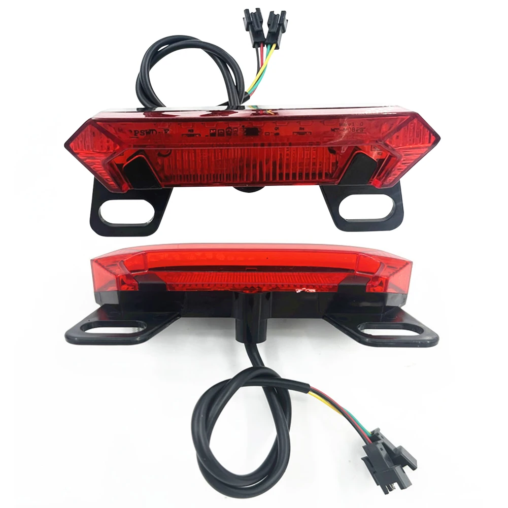 DC 36V 48V 60V Electric Bicycle Rear Lamp with Turn Signal Waterproof LED E-bike Taillight Safety Warning Lamp for Night Riding
DC 36V 48V 60V Electric Bicycle Rear Lamp with Turn Signal Waterproof LED E-bike Taillight Safety Warning Lamp for Night Riding