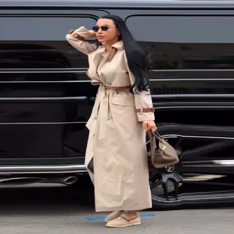  Fashion Vintage Long Trench Coat Women's Chic Lapel Double Breasted Belted Casual Jacket 2025 New Autumn Lady Loose Outerwears 
 Fashion Vintage Long Trench Coat Women's Chic Lapel Double Breasted Belted Casual Jacket 2025 New Autumn Lady Loose Outerwears