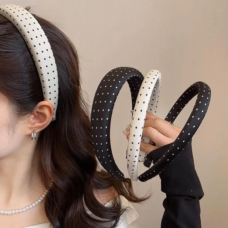 Polka Dot Wide-brimmed Headbands Women's Korean Simple Versatile Hair Band Hair Accessories
Polka Dot Wide-brimmed Headbands Women's Korean Simple Versatile Hair Band Hair Accessories