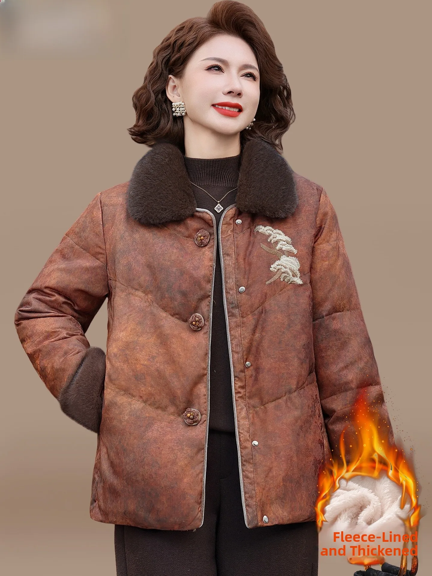 Thiened down Cotton Jaet New Chinese Sle Winter Outerwear for Middle-Aged And ly Women Faionable Loose Fit Warmth
Thiened down Cotton Jaet New Chinese Sle Winter Outerwear for Middle-Aged And ly Women Faionable Loose Fit Warmth