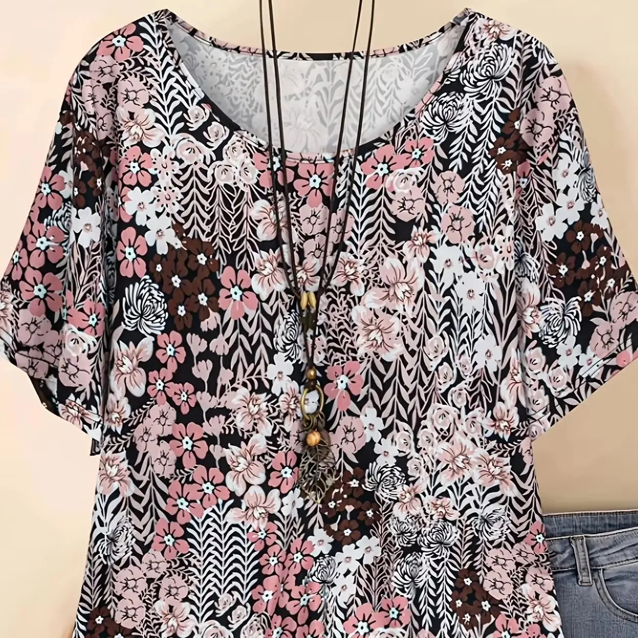 Plus Size Women's Casual Loose Fit Round Neck Short Sleeve T-Shirt - Elegant Multi-Color Floral Print, Machine Washable, Spring
Plus Size Women's Casual Loose Fit Round Neck Short Sleeve T-Shirt - Elegant Multi-Color Floral Print, Machine Washable, Spring