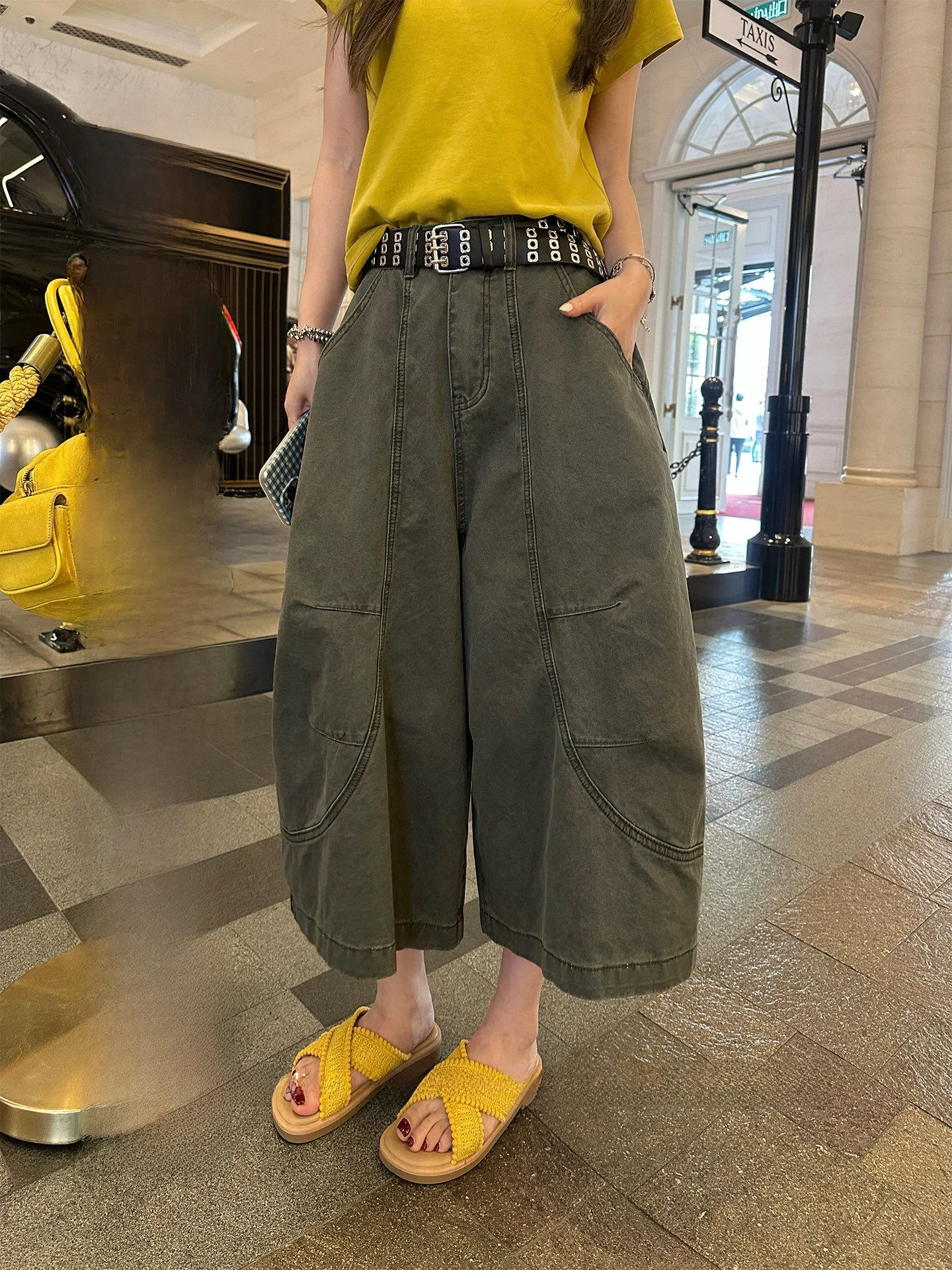 Retro Deconstructed Wide Leg Pants 2026 Spring Summer New Women's Clothing Three-Dimensional Mosaic Workwear Seven-Foot Length
Retro Deconstructed Wide Leg Pants 2026 Spring Summer New Women's Clothing Three-Dimensional Mosaic Workwear Seven-Foot Length