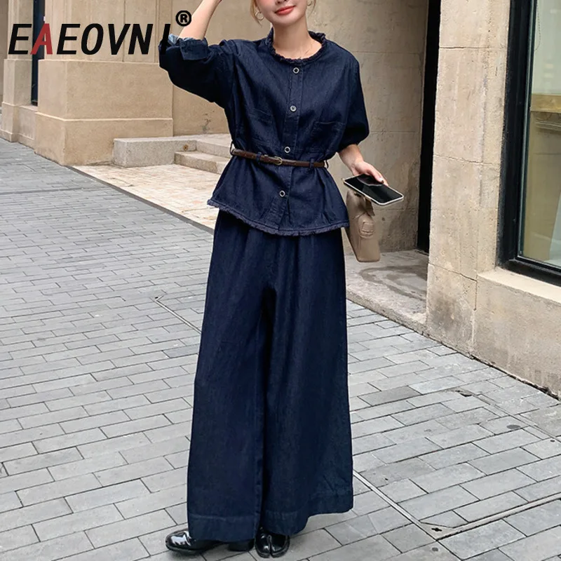 EAEOVNI Джинсовый модный комплект из двух предметов для женщин с круглым вырезом и поясом на пуговицах + широкие брюки, элегантная женская новая одежда 2025 года
EAEOVNI Джинсовый модный комплект из двух предметов для женщин с круглым вырезом и поясом на пуговицах + широкие брюки, элегантная женская новая одежда 2025 года