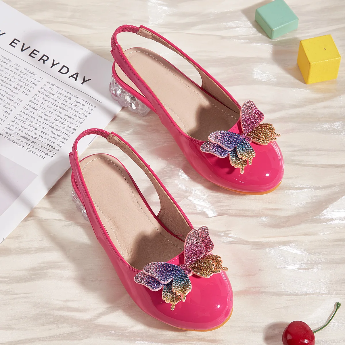 Girls Red Dress Sandals kid‘s Bow Accent Open-Toe Sandals with 2.5cm Block Heel children's Flower Girl & Party Shoes
Girls Red Dress Sandals kid‘s Bow Accent Open-Toe Sandals with 2.5cm Block Heel children's Flower Girl & Party Shoes