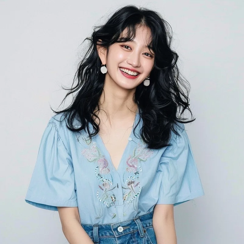 Women Summer Simplicity Loose Office Lady V-neck Short Sleeve Shirts Ladies Fashion Printing All-match Temperament Casual Tops
Women Summer Simplicity Loose Office Lady V-neck Short Sleeve Shirts Ladies Fashion Printing All-match Temperament Casual Tops