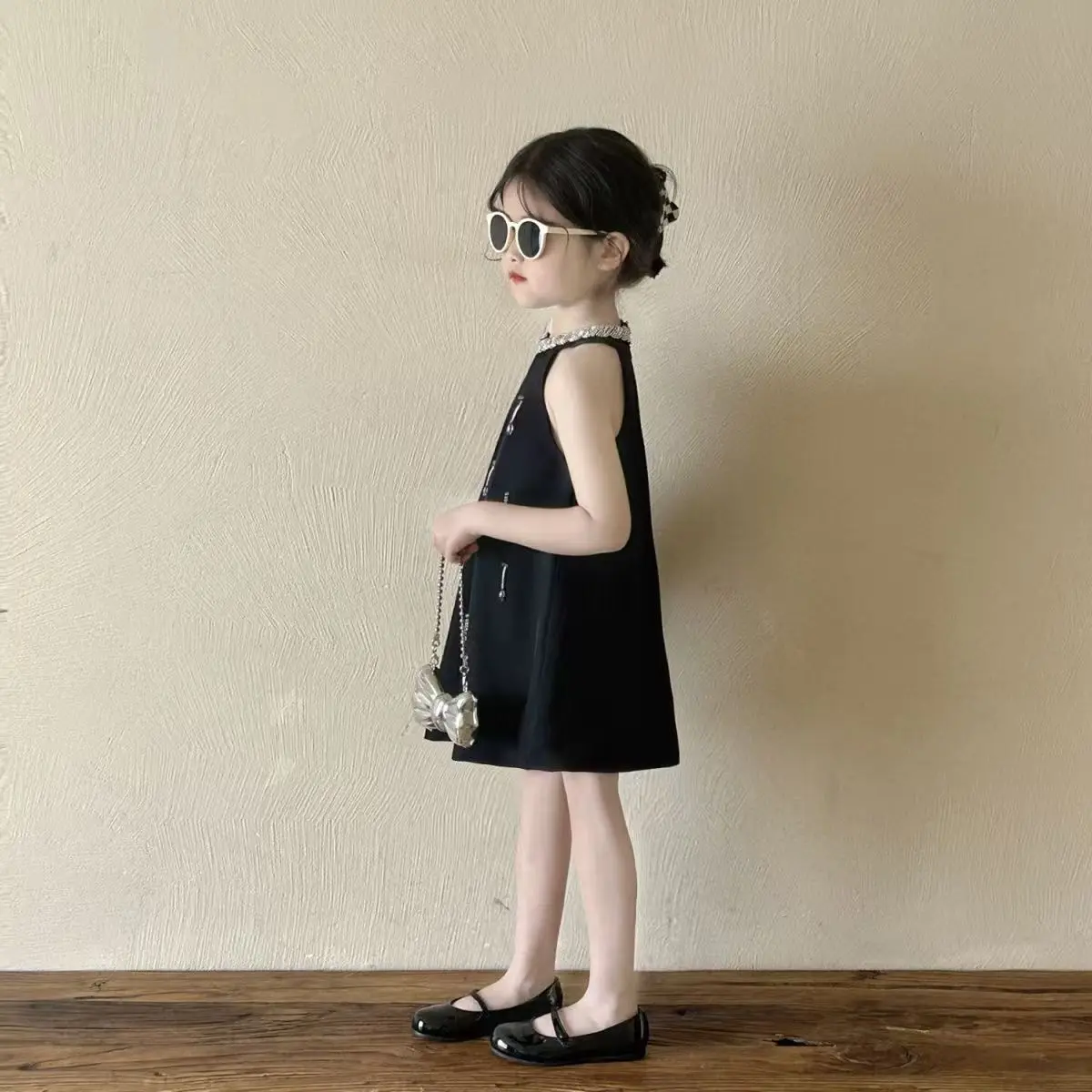 Girls' Neck Hanging Dress Summer New Style Children's Little Black Dress Baby Birthday Dress Princess Dress
Girls' Neck Hanging Dress Summer New Style Children's Little Black Dress Baby Birthday Dress Princess Dress