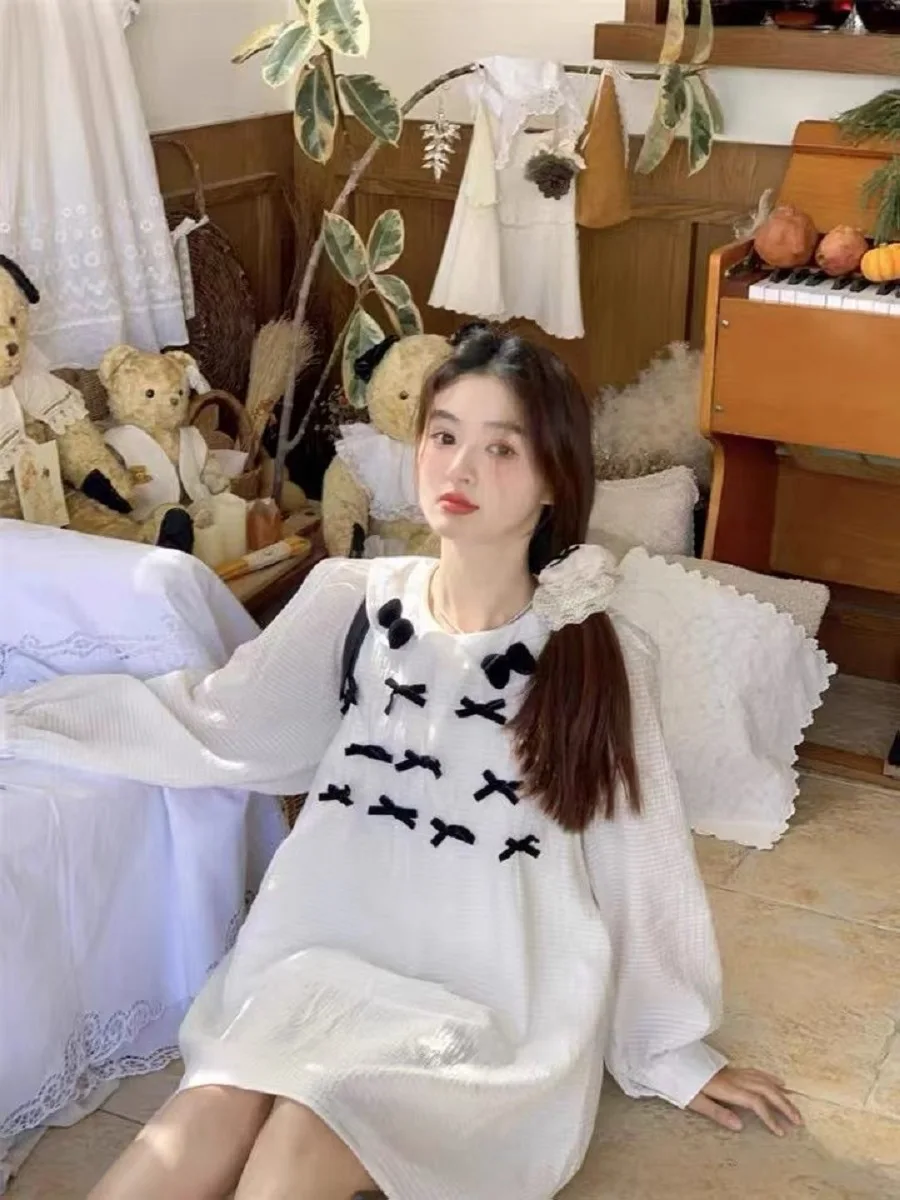 Sweet Temperament Bow Long-Sleeved Dress Women Autumn Winter New Lazy Style Korean Loose Slim Niche Design Skirt
Sweet Temperament Bow Long-Sleeved Dress Women Autumn Winter New Lazy Style Korean Loose Slim Niche Design Skirt