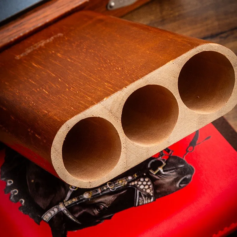 3-Slot Portable Travel Holder 25mm Ring Gauge Capacity Very Practical Humidor Leather Cedar Wood Cigar
3-Slot Portable Travel Holder 25mm Ring Gauge Capacity Very Practical Humidor Leather Cedar Wood Cigar