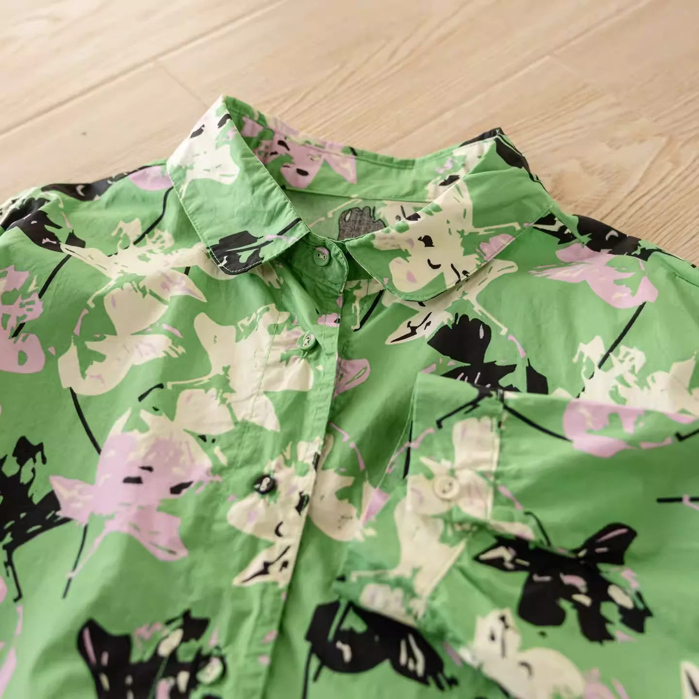 2026 Spring clothes Japan harajuku fashion pure cotton green print oversized shirts and blouses for women original brand tops
2026 Spring clothes Japan harajuku fashion pure cotton green print oversized shirts and blouses for women original brand tops