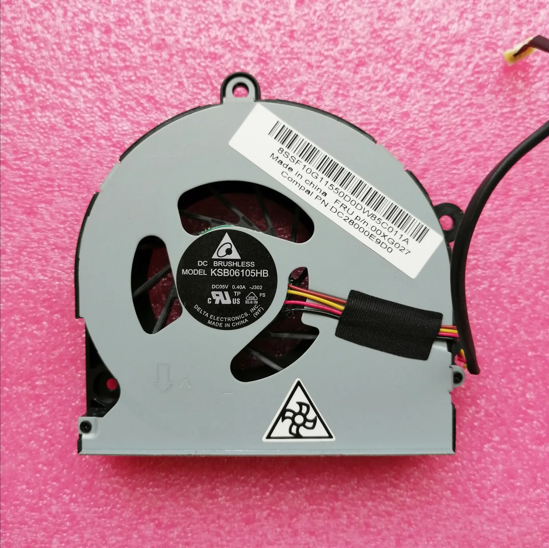 Suitable for LENOVO C240 250 C245 C2005 C20R1 all-in-one cooling fan
Suitable for LENOVO C240 250 C245 C2005 C20R1 all-in-one cooling fan