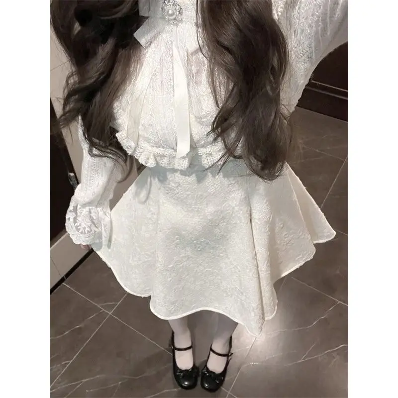 French Style Gentle Lace Stitching Long Sleeve Dress Autumn and Winter New Temperament Waist-Controlled Pettiskirt for Women
French Style Gentle Lace Stitching Long Sleeve Dress Autumn and Winter New Temperament Waist-Controlled Pettiskirt for Women