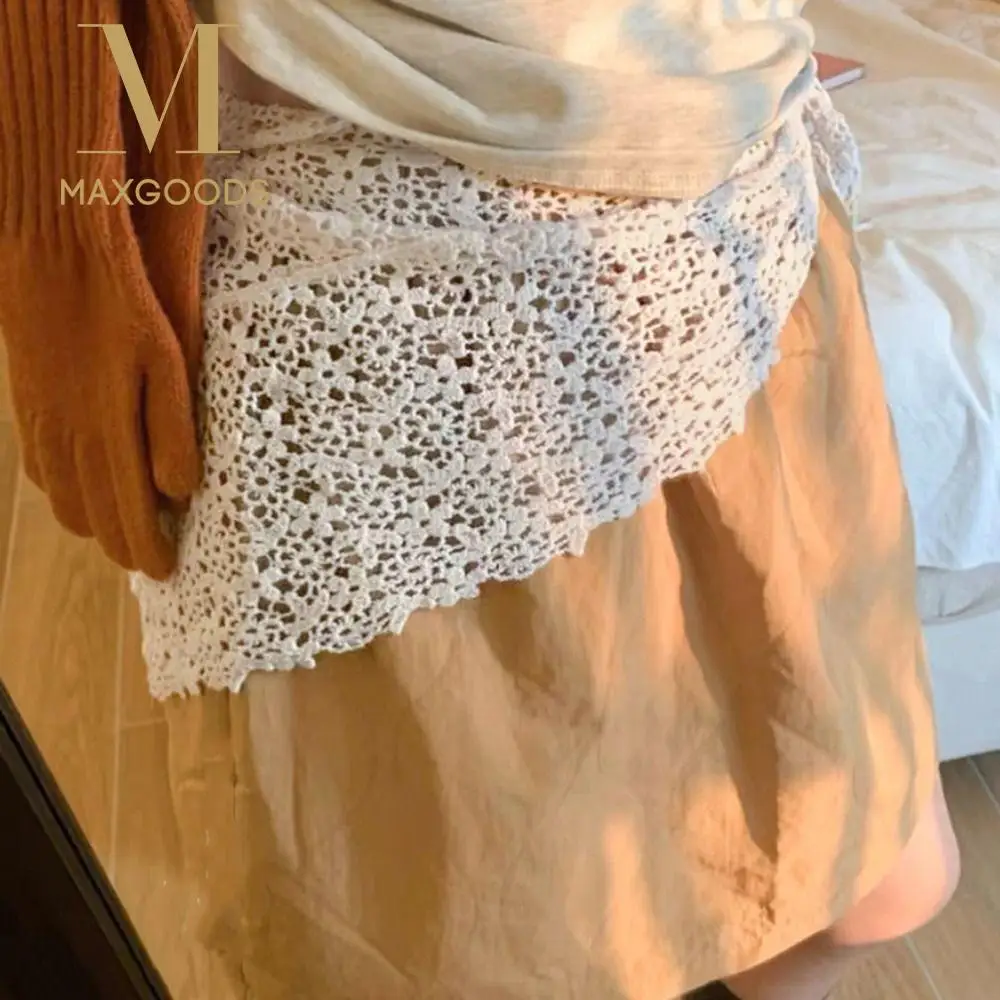 Lace Design Fake Collar Scarf Triangle Shape All-match Style Lace Scarf Summer Fabric Simple Flower Hip Scarf Clothes Decoration
Lace Design Fake Collar Scarf Triangle Shape All-match Style Lace Scarf Summer Fabric Simple Flower Hip Scarf Clothes Decoration