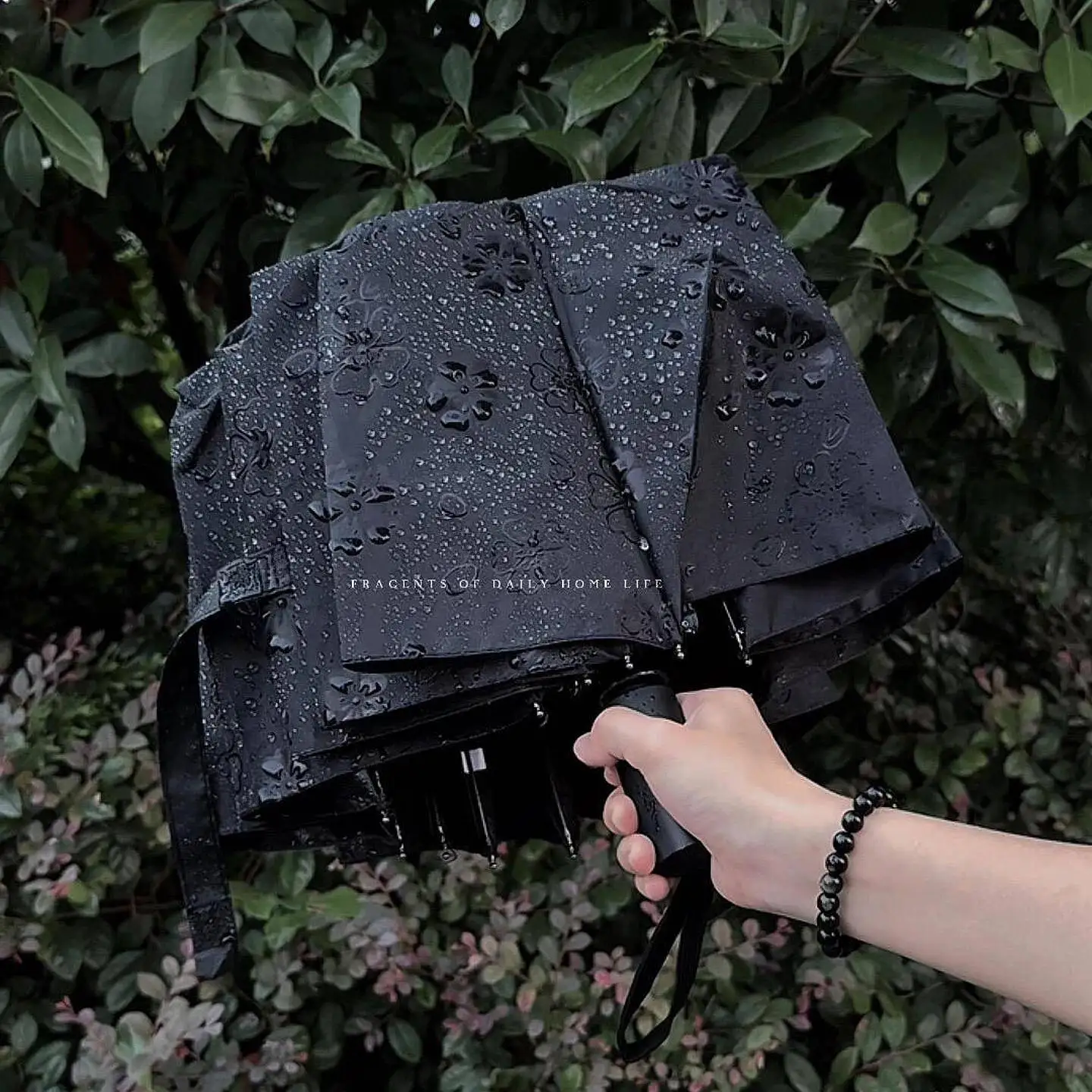 Water Bloom Umbrella Thickened Sunshade Automatic Umbrella for Women Portable Compact Large Size Reinforced All Weather Use
Water Bloom Umbrella Thickened Sunshade Automatic Umbrella for Women Portable Compact Large Size Reinforced All Weather Use